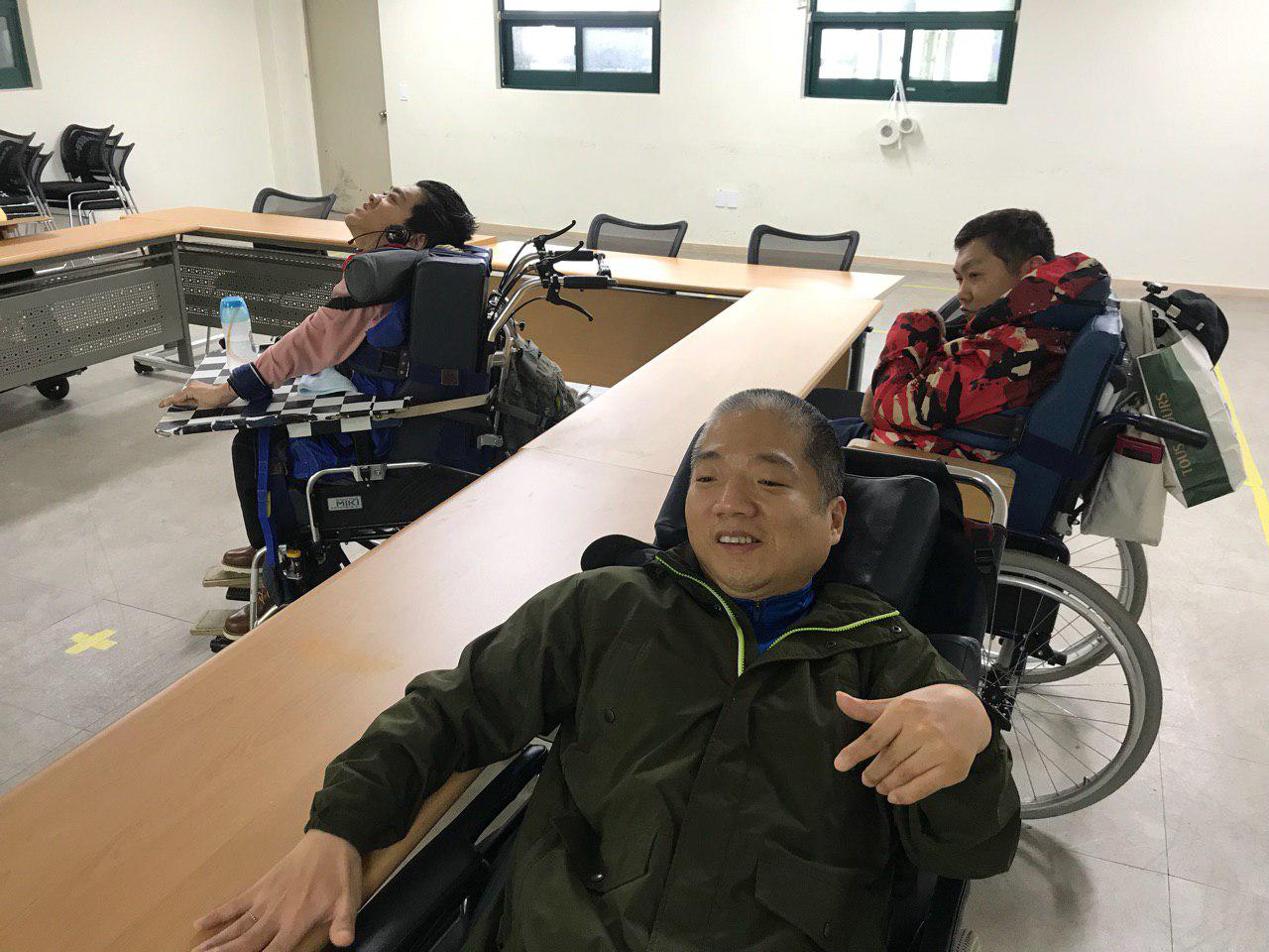2019년 3월 11일 - 국어수업 사진