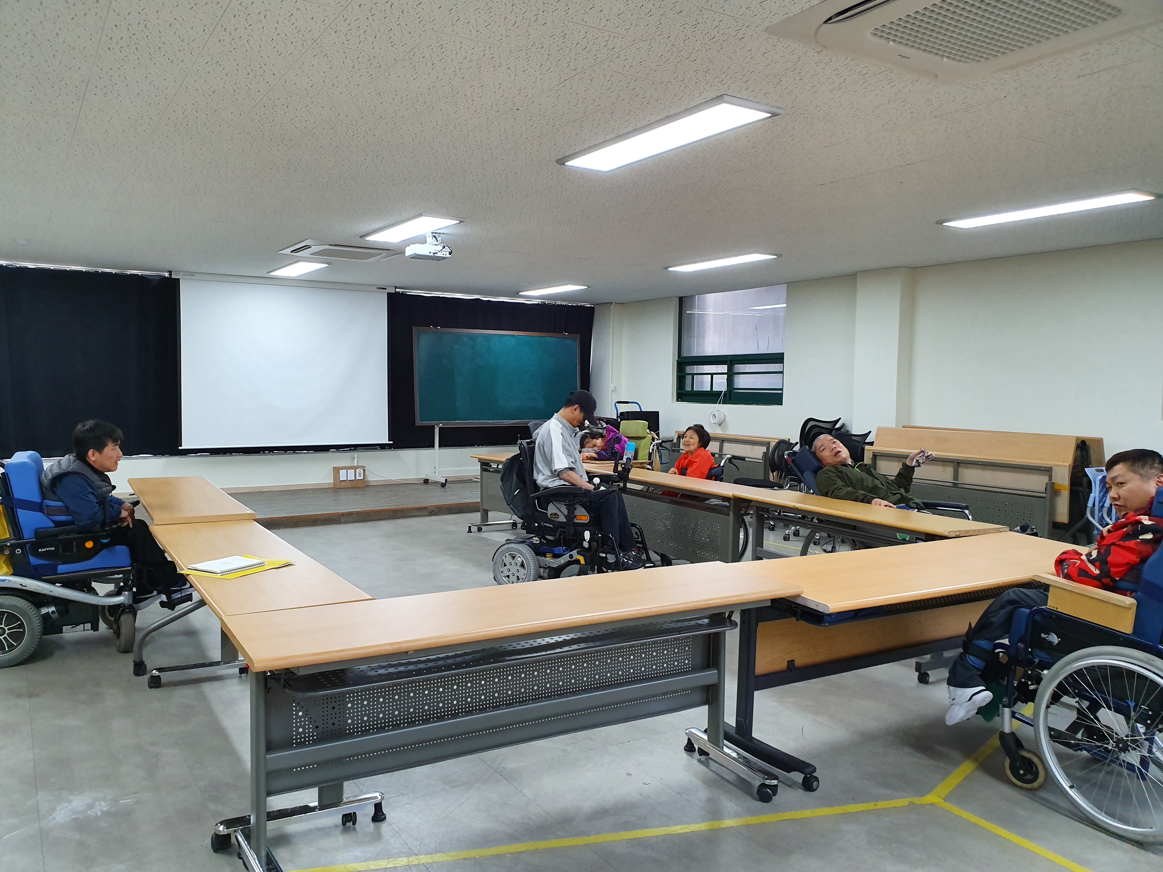 2019년 4월 15일 - 발달수업 사진