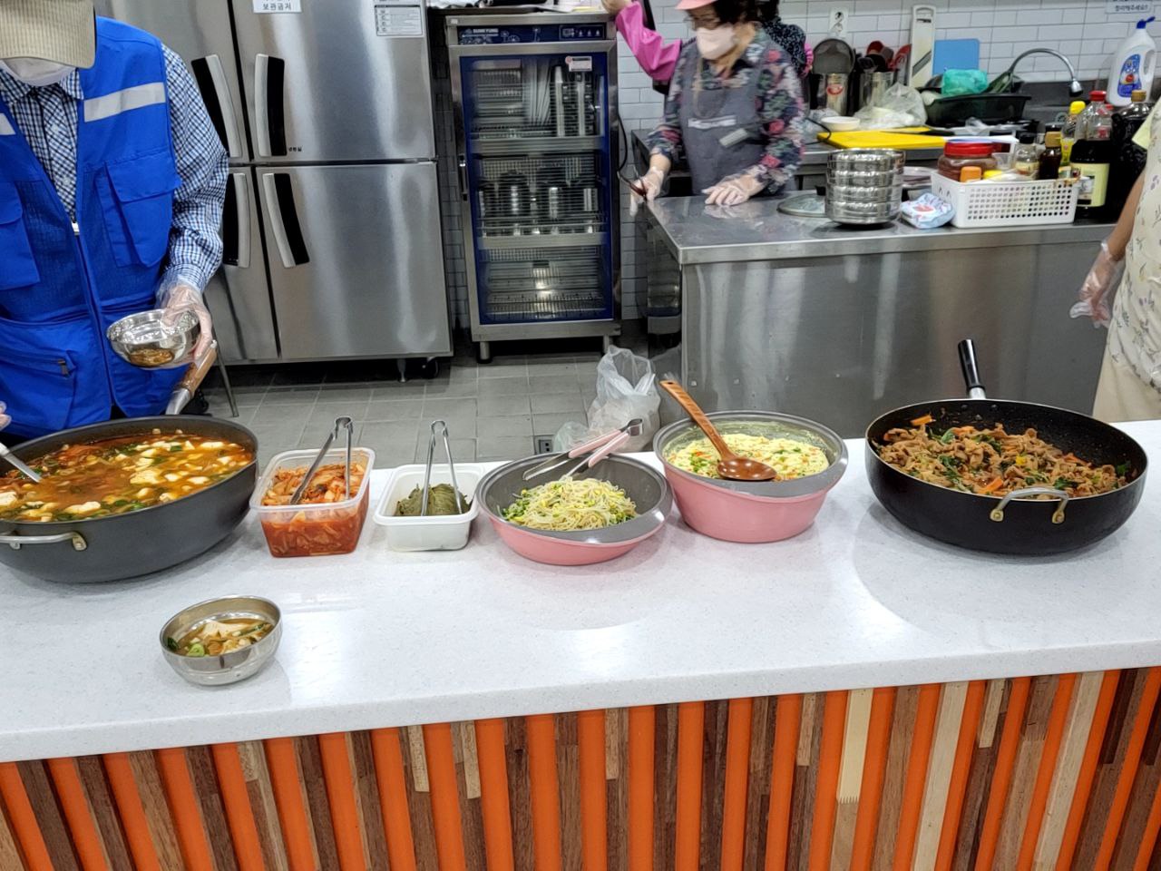 2022/08/01(월) - 점심식사(순두부찌개, 돼지불고기,계란찜...)