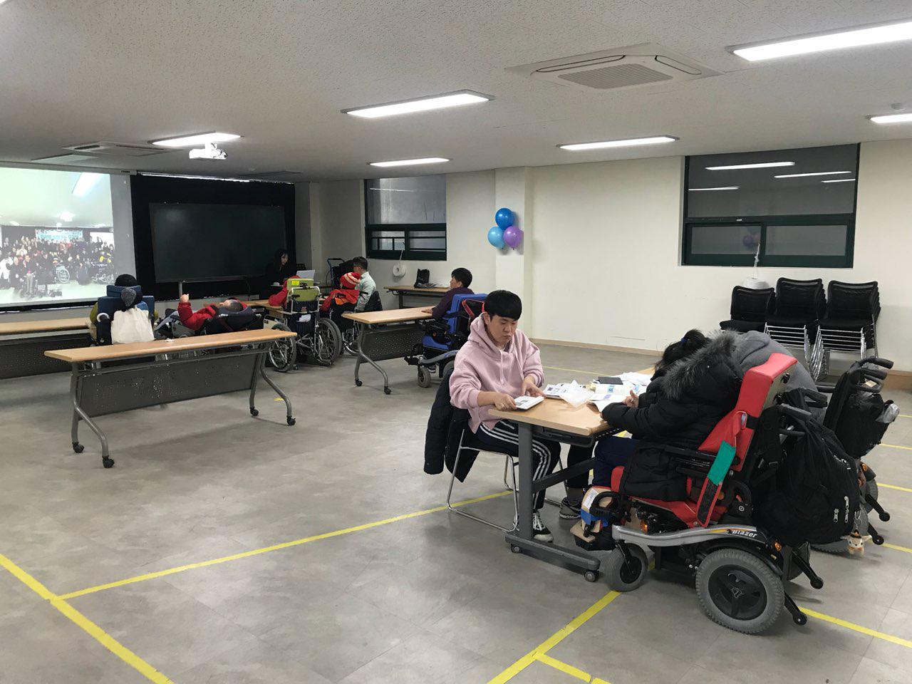 2018년 12월 17일 - 국어수업 사진