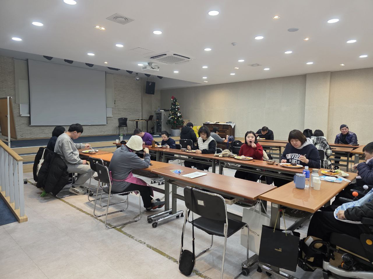 2025년 2월 25일(화) 점심식사 수업사진