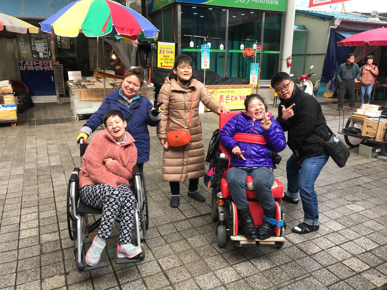 2018년 11월 13일 - 수학여행 사진(속초중앙시장)