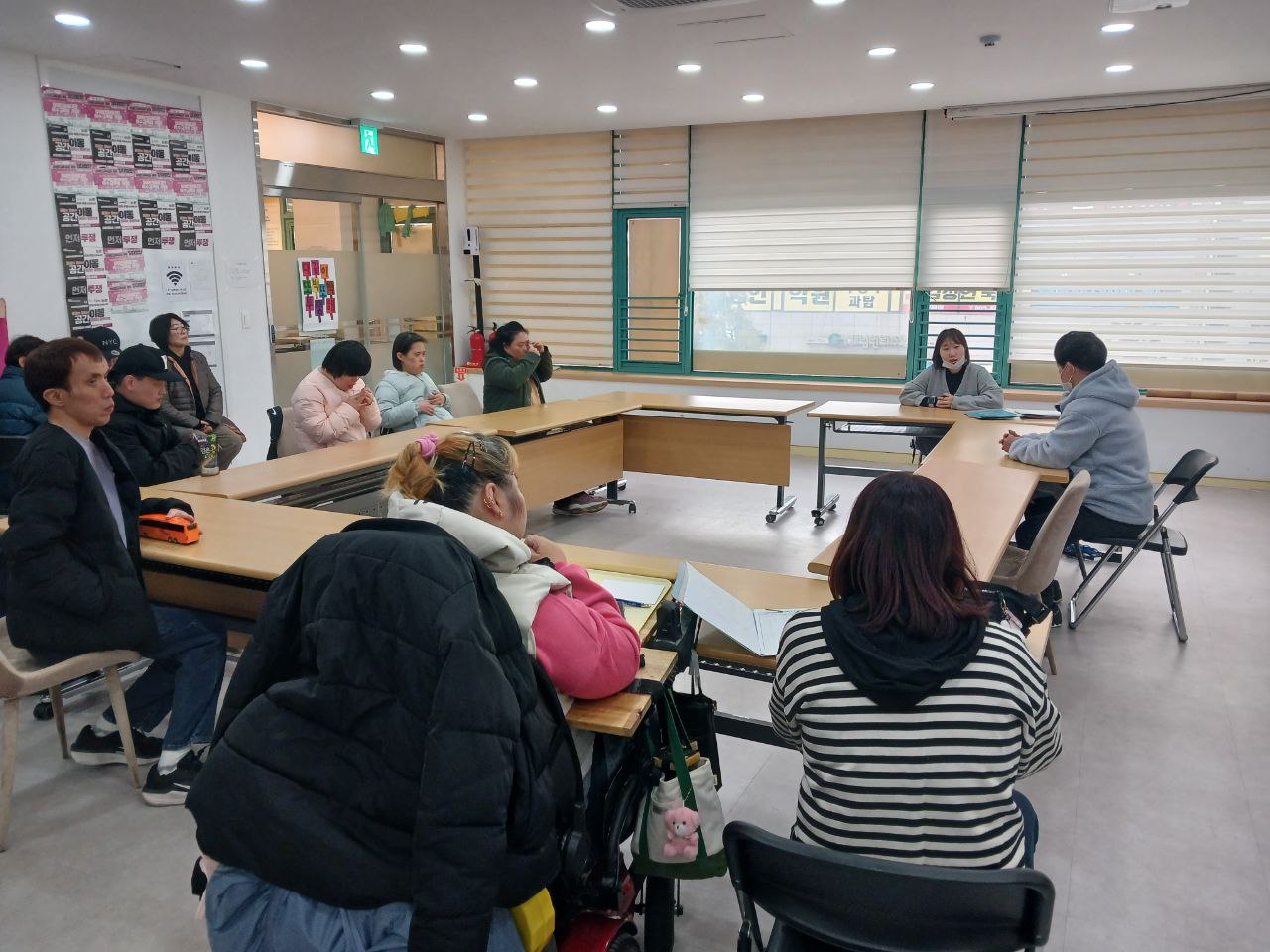 2024년 11월 25일(월) 두런두런 1반 수업사진