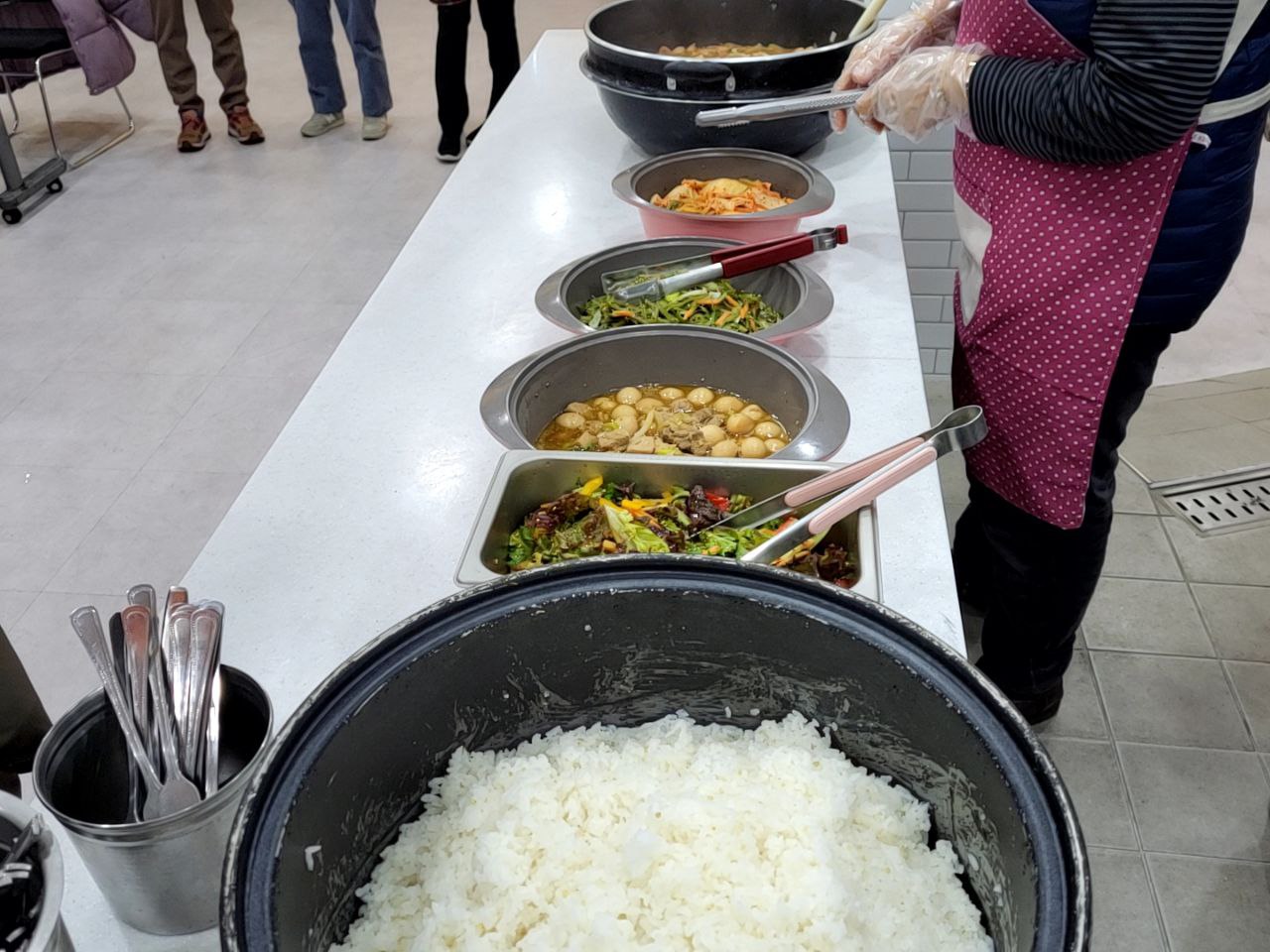 2023/2/20(월)- 점심식사(부대찌개,돈육메추리알장조림...)