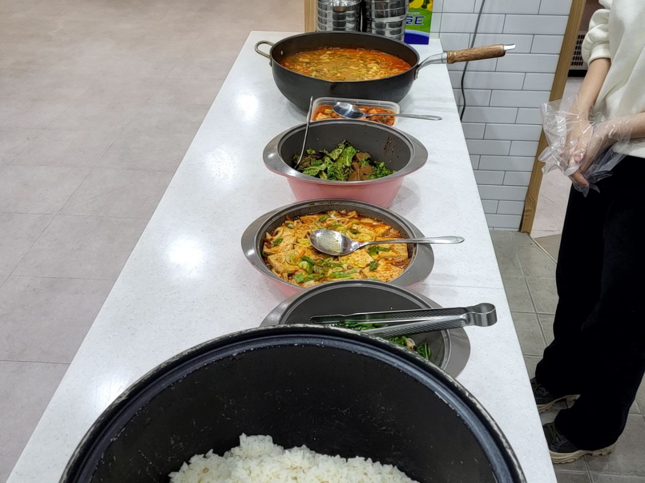 2023/1/17(화)- 점심식사(참치김치찌개,두부조림...)