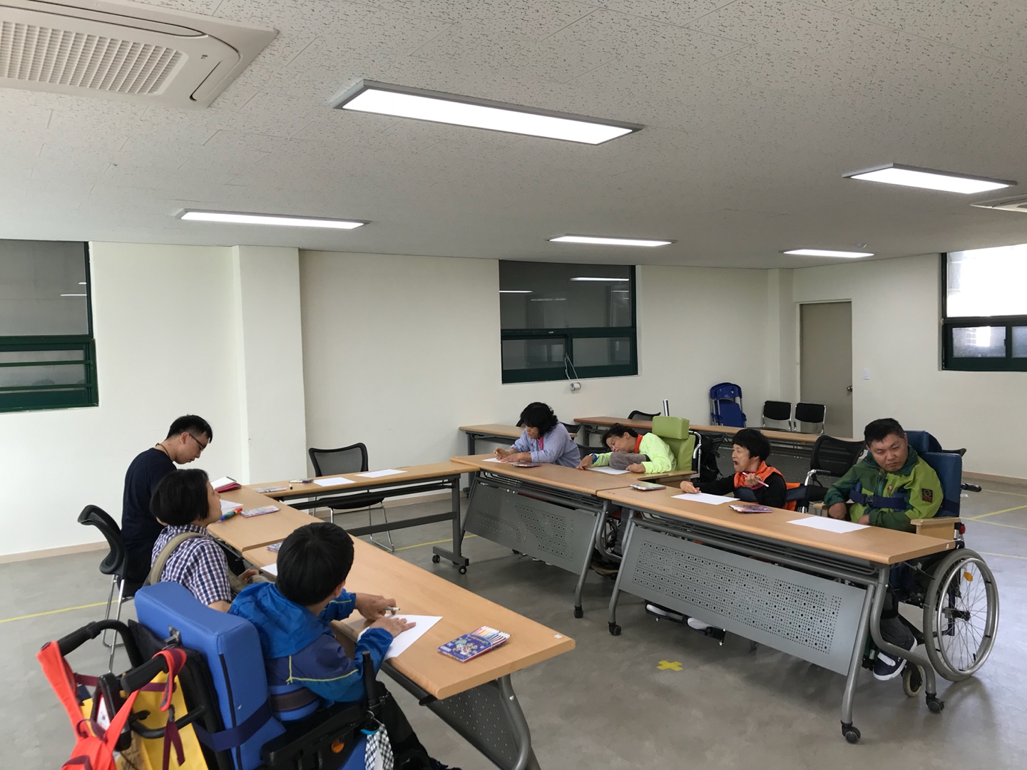 2018년 5월 24일 - 미술수업 사진