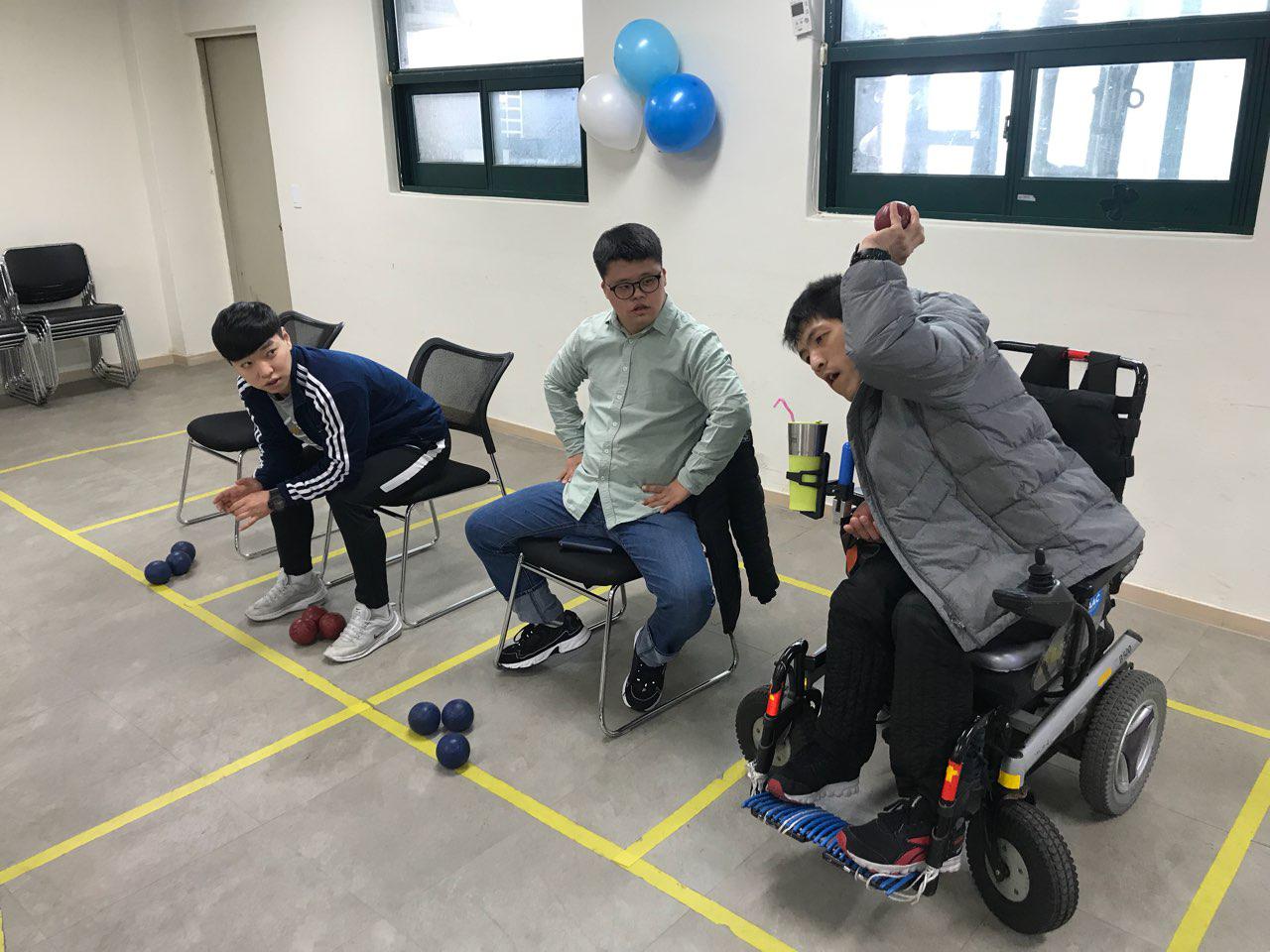 2018년 12월 17일 - 보치아수업 사진