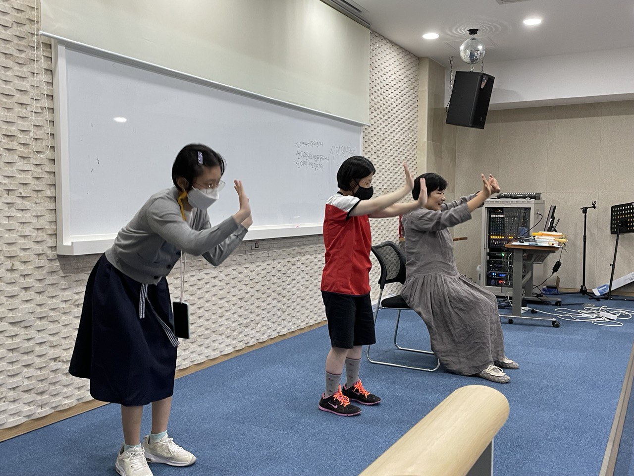 2022/08/23(화) - 춤