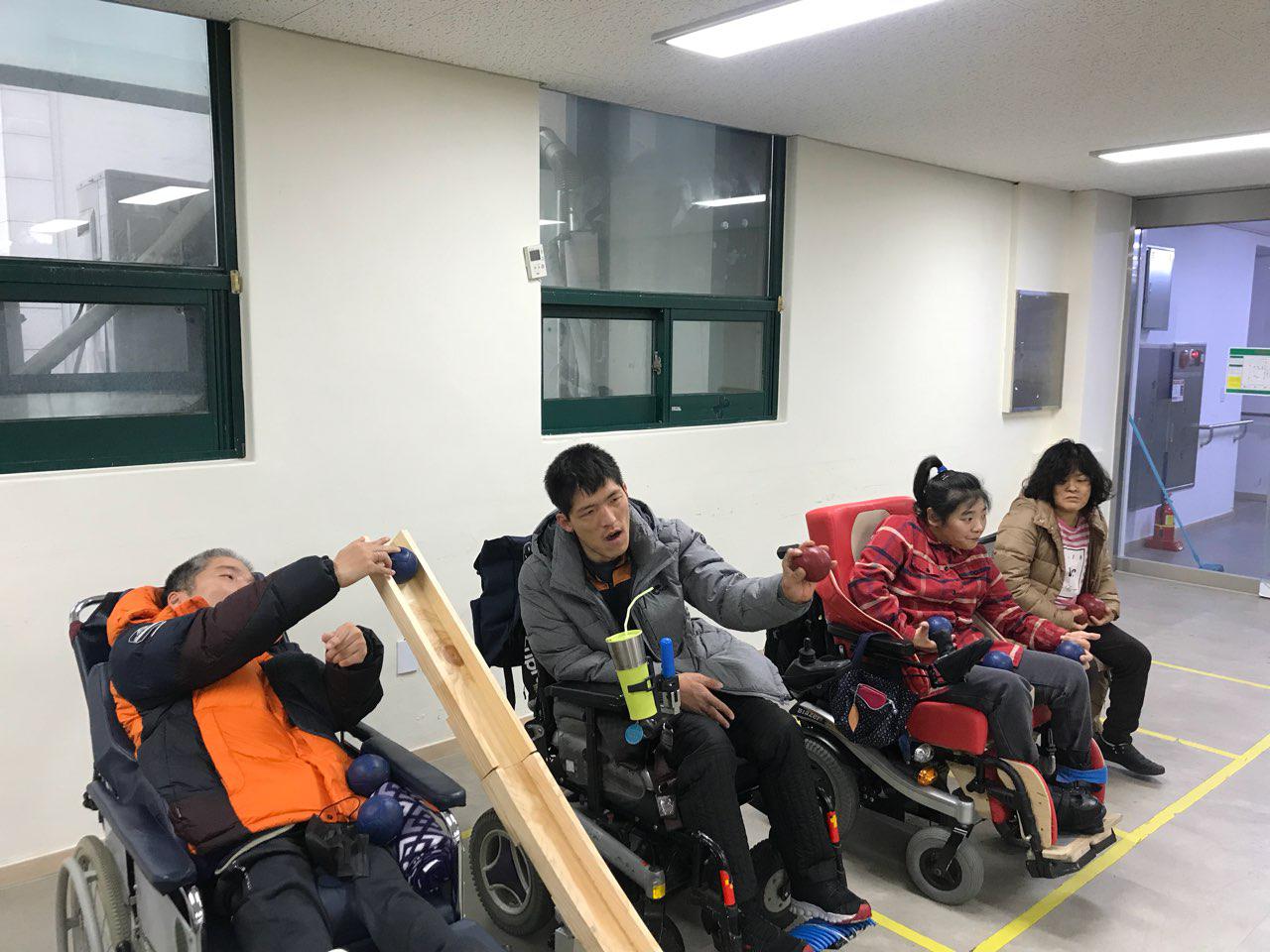 2018년 12월 3일 - 보치아수업 사진