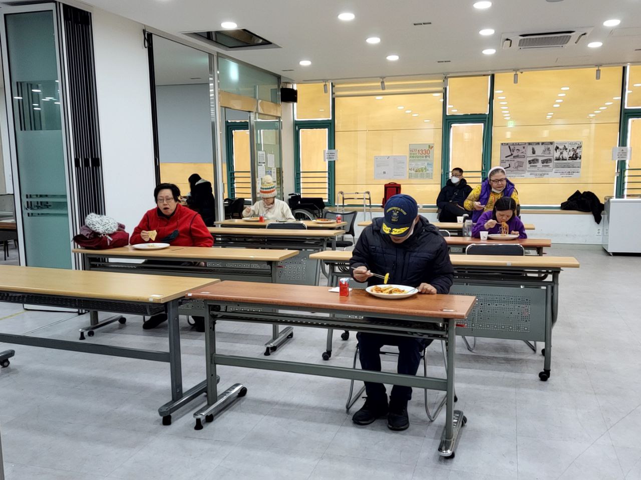 2023/1/10(화)- 점심식사(토마토스파게티, 슈퍼슈퍼림피자...)
