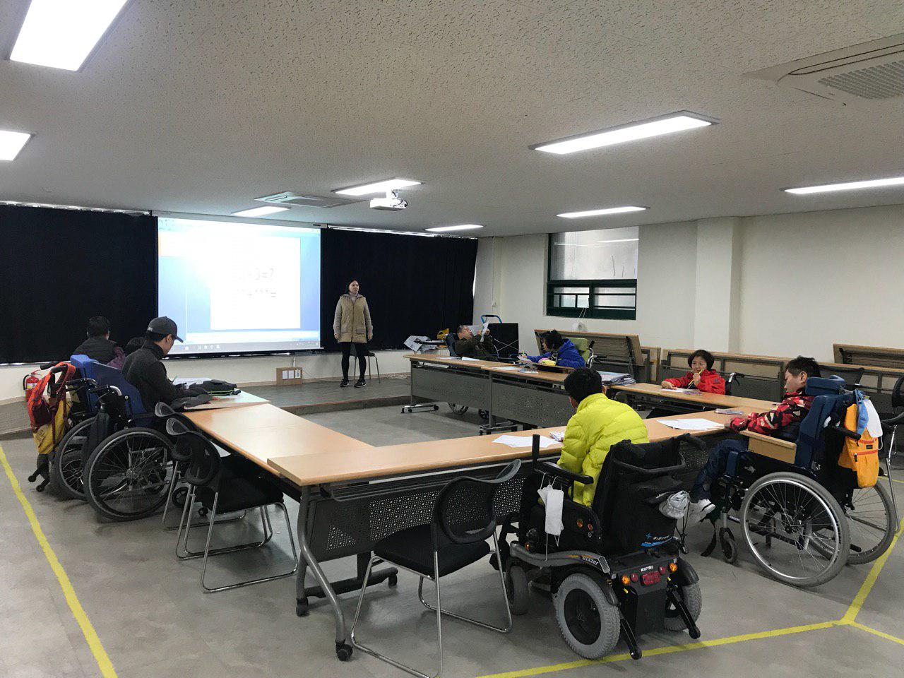 2019년 4월 2일 - 수학수업 사진