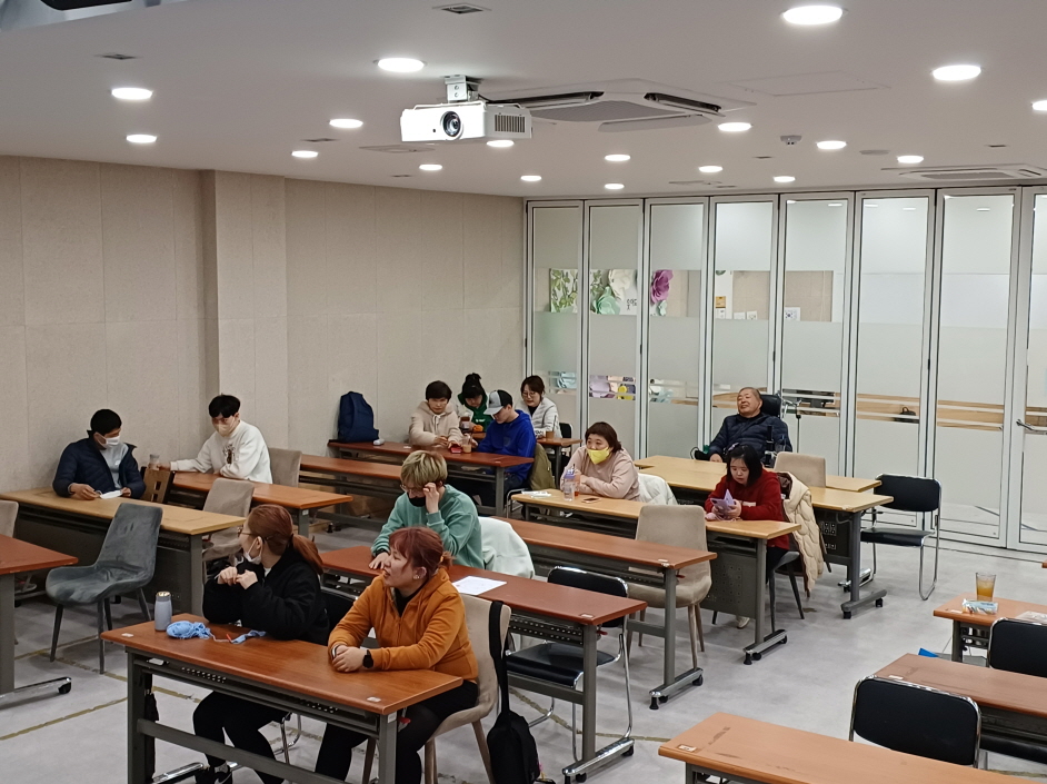 2024년 3월 29일(금) 해피투게더 중등 시민 사회 수업 사진