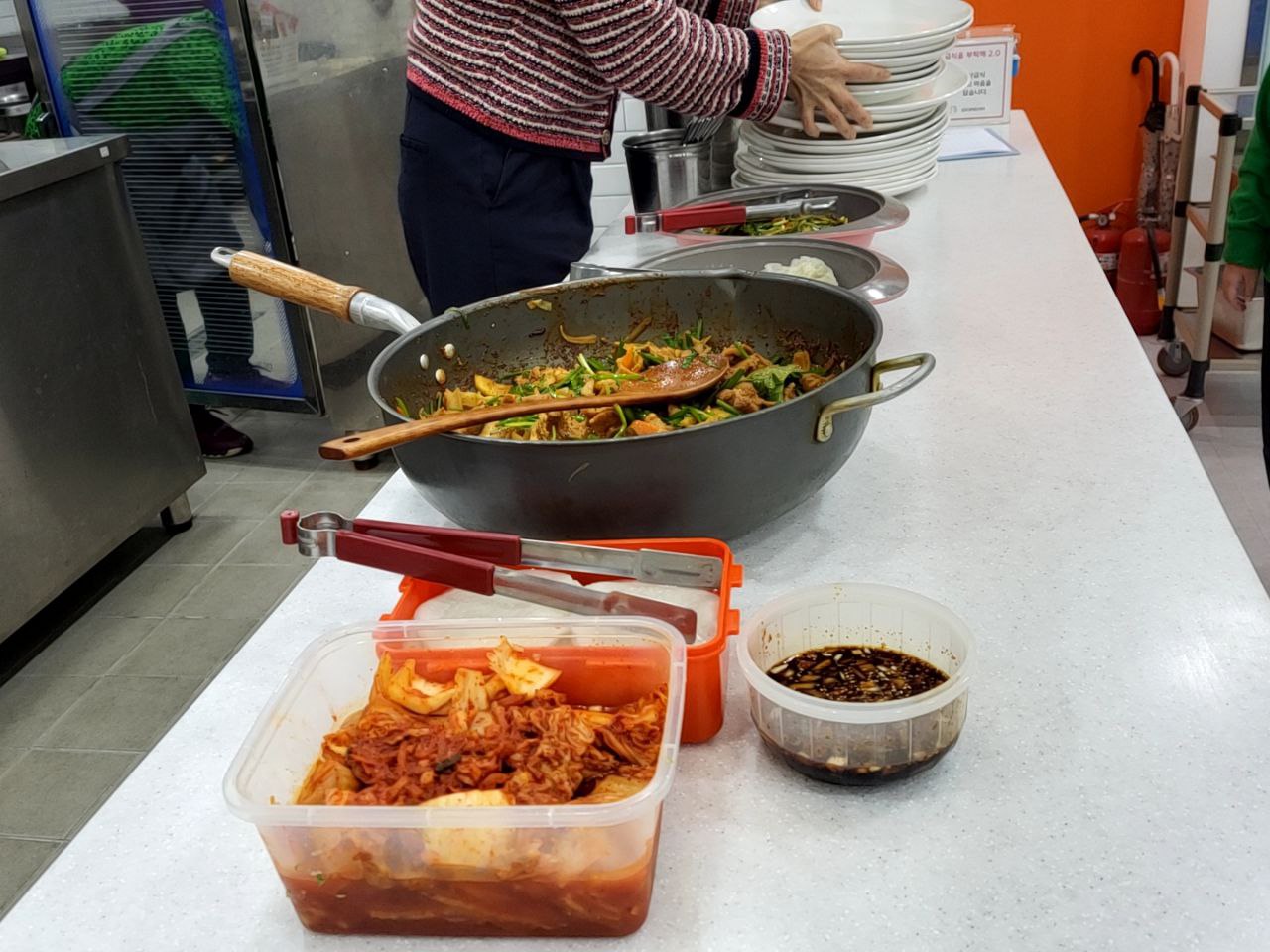 2022/10/12(수) - 점심식사(돼지불고기, 만두...)