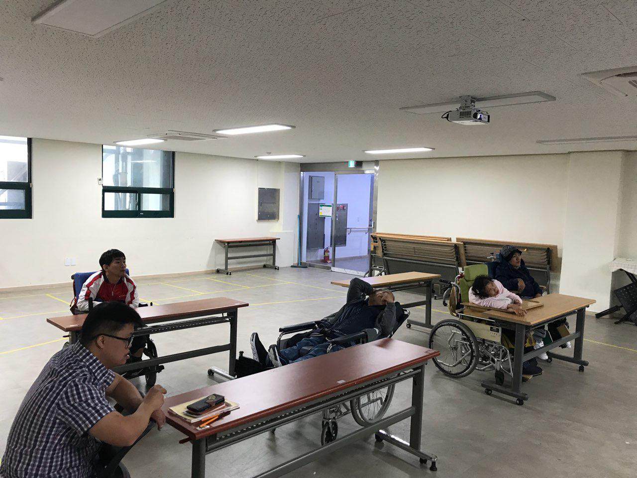 2018년 11월 16일 - 사회수업 사진