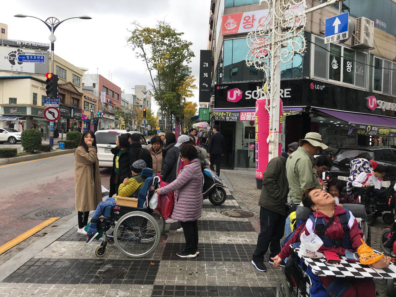 2018년 11월 13일 - 수학여행 사진(속초중앙시장)