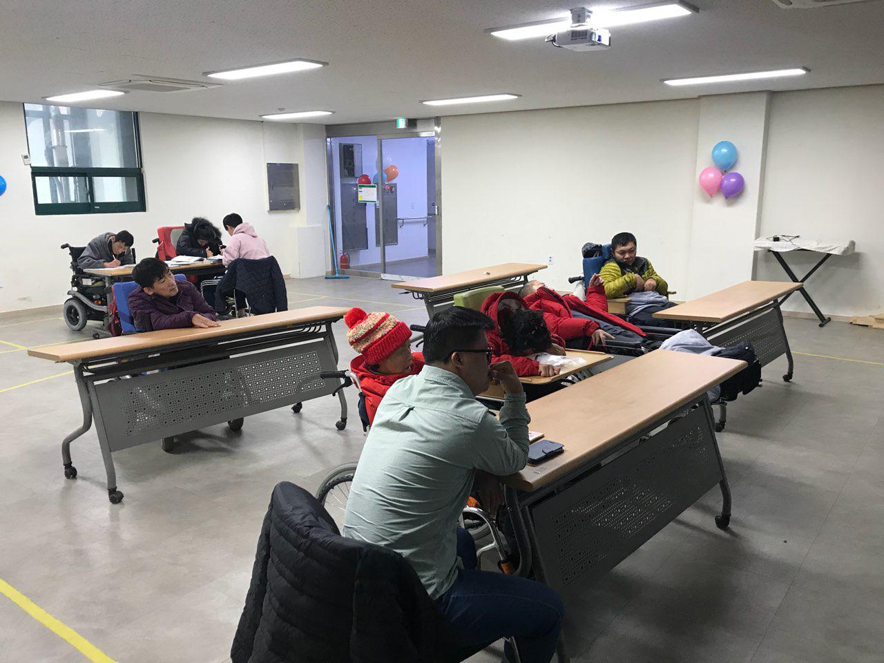 2018년 12월 17일 - 국어수업 사진