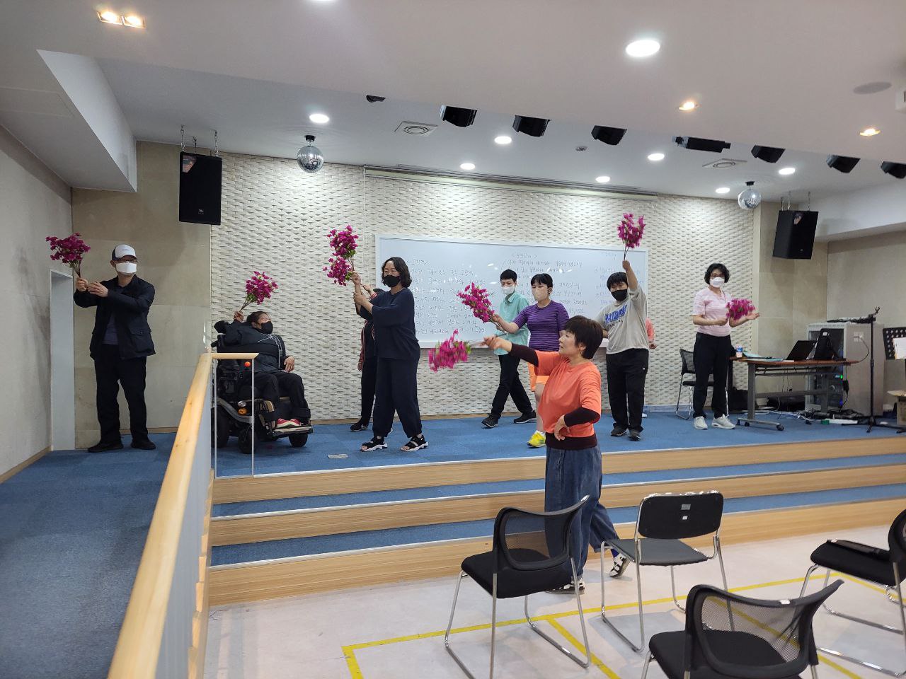 2022/05/17(화) - 신나는 댄싱 타임