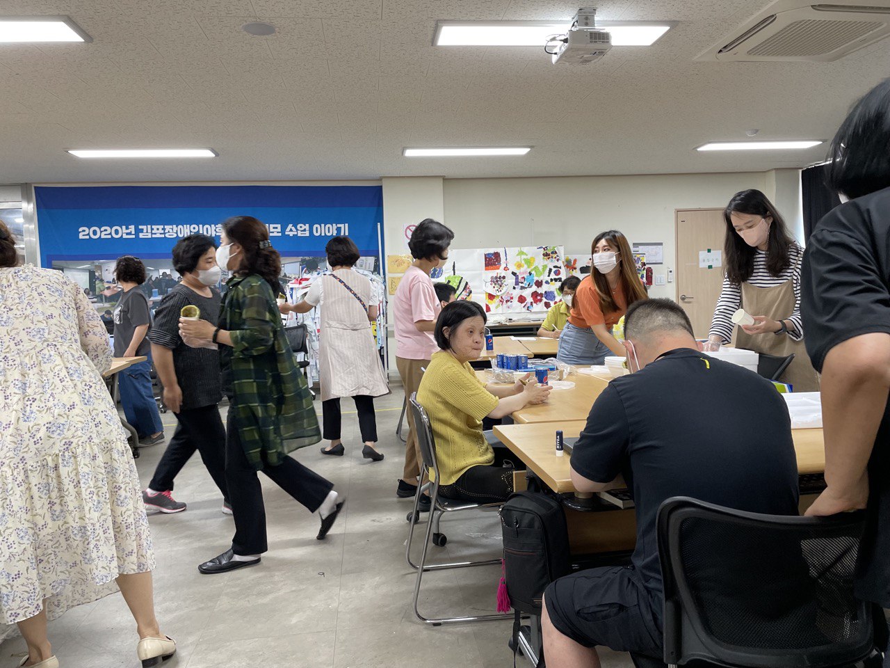 2022/09/08(목) - 꼼지락꼼지락