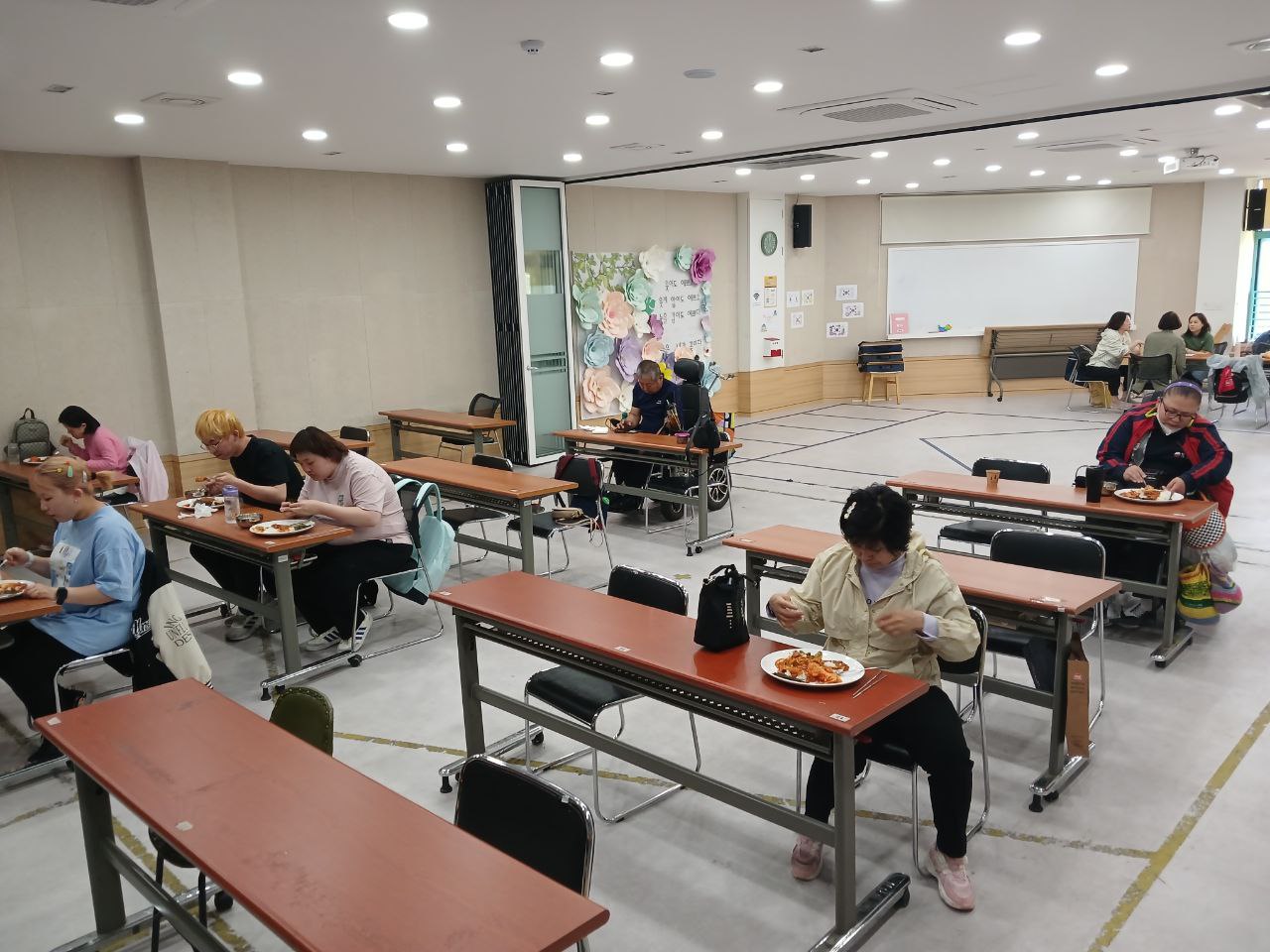 2024년 5월 2일(목) 점심식사 사진입니다