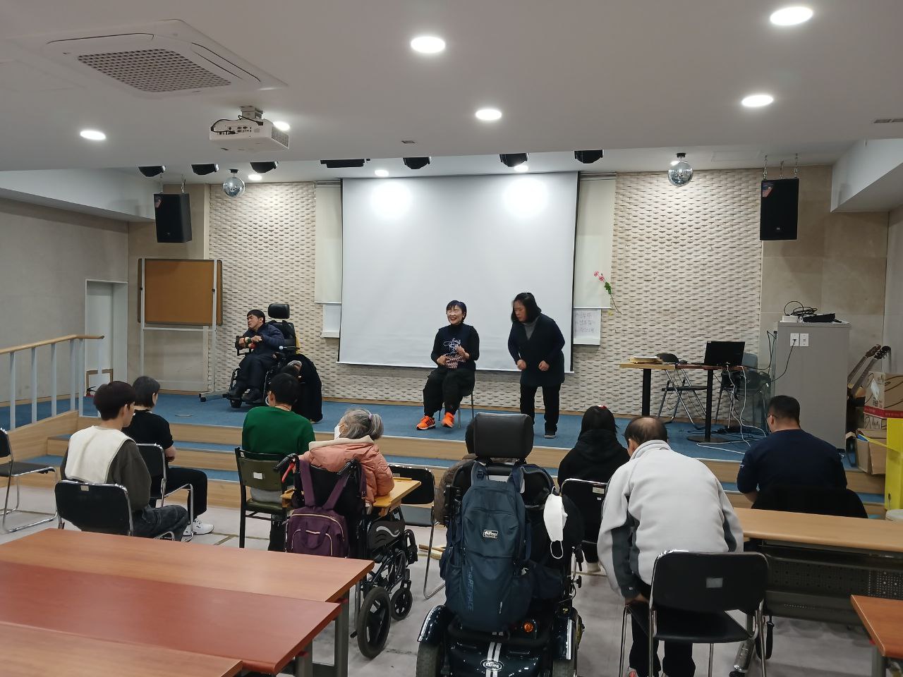 2024년 12월 2일(월) 춤수업 사진