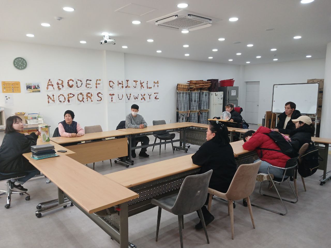 2024년 12월 23일(월) 두런두런 1 수업사진