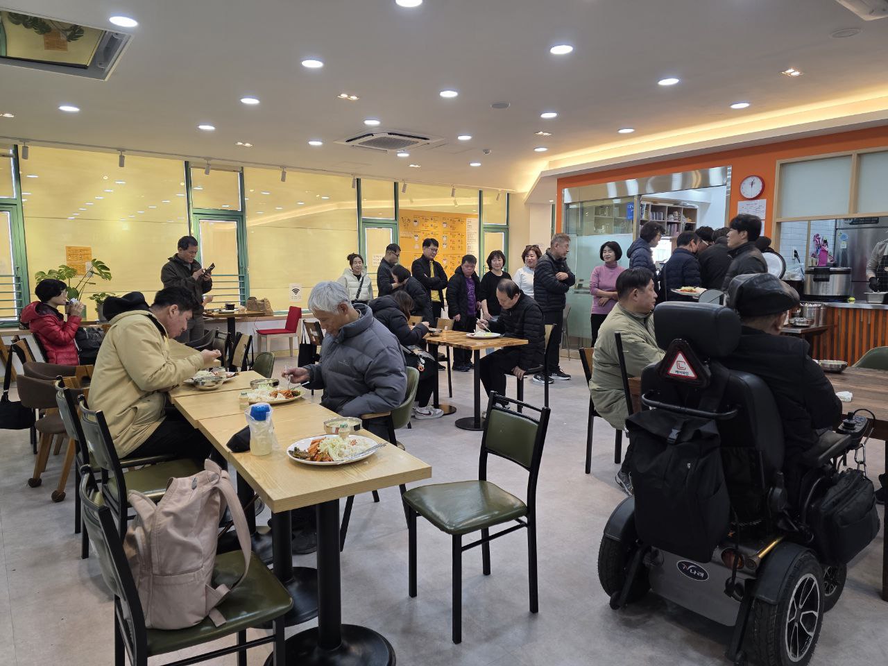 2025년 3월 20일(목) 점심식사 수업사진
