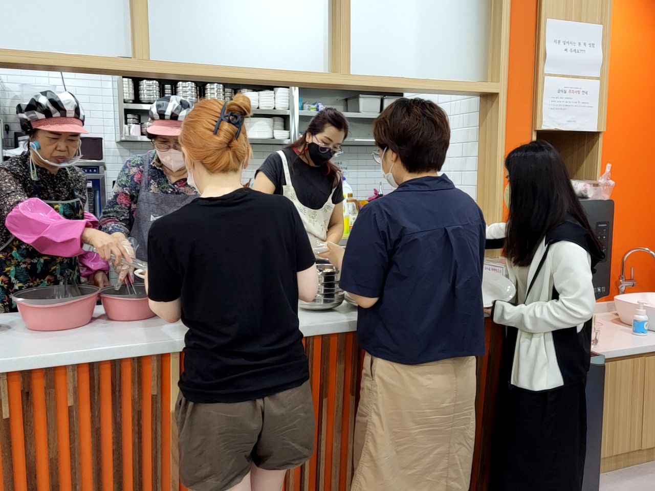 2022/08/03(수) - 점심식사(수육, 비빔국수, 유부된장국...)