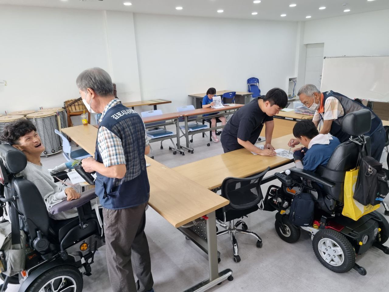 2023년 09월 12일(화) 기초국어 수업사진