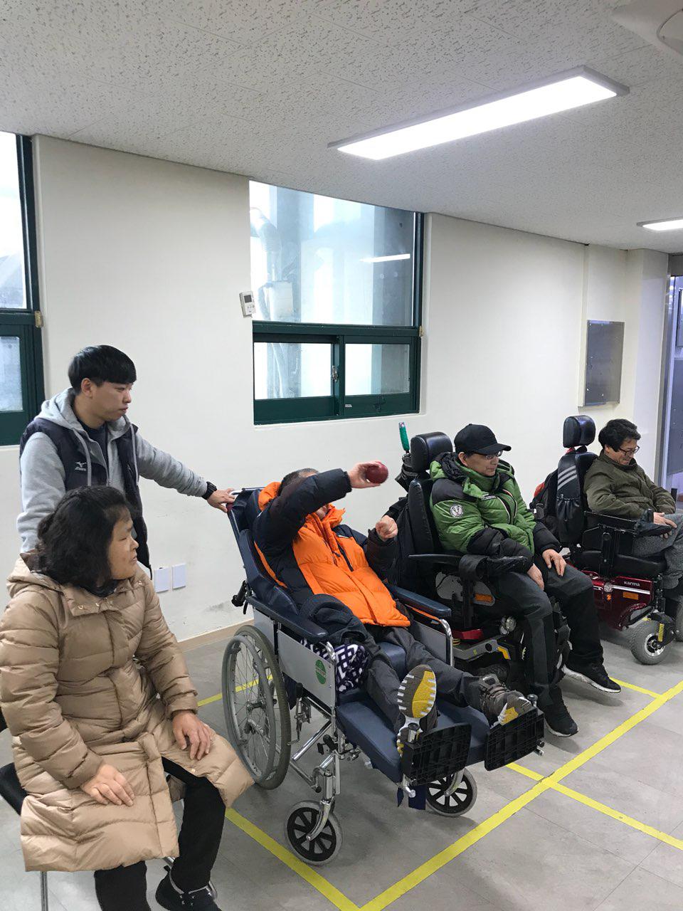 2018년 11월 26일 - 보치아수업 사진