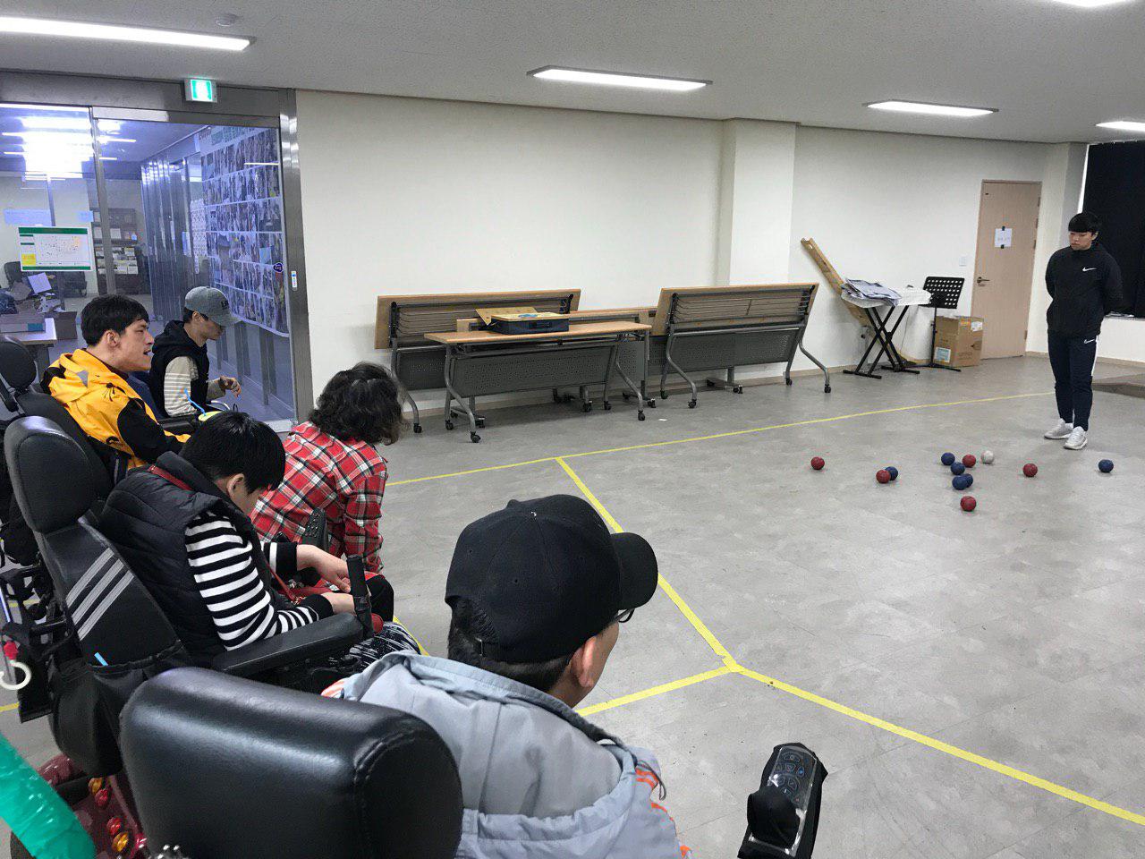 2019년 4월 29일 - 보치아수업 사진