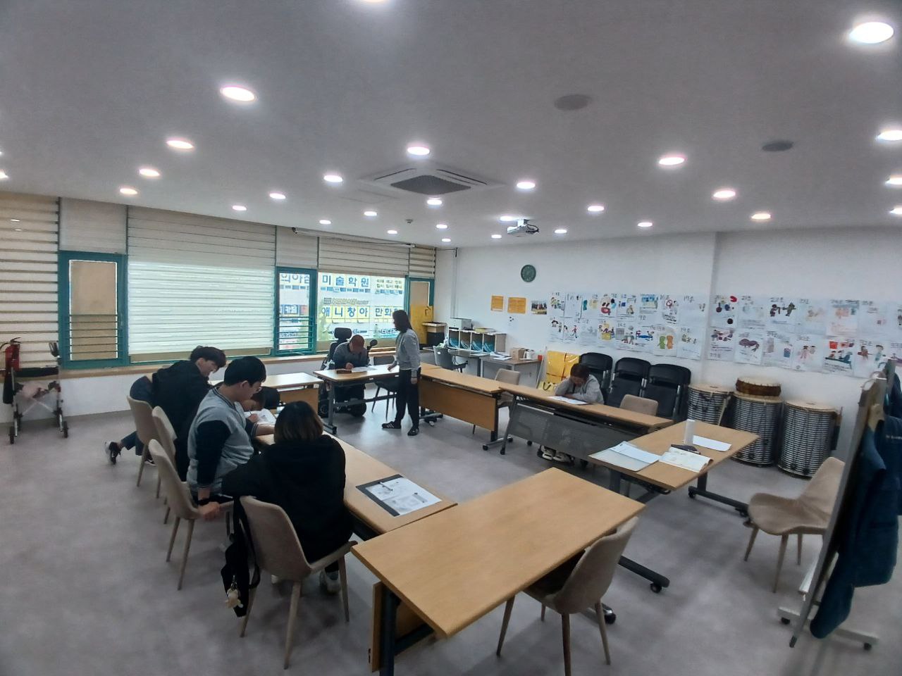 2024년 10월 22일(화) 중등수학 수업사진