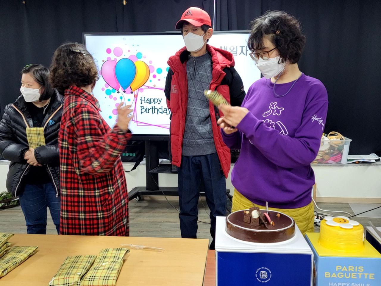 2022/11/28(월) - 11월/12월 생일자 생일파티 & 공공일자리