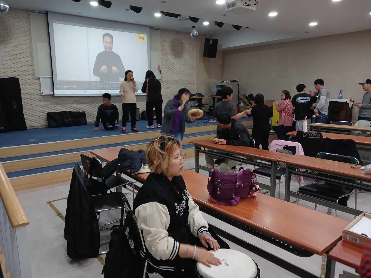 2024년 10월 17일(목) 민중가요, 동물해방 합반 수업사진