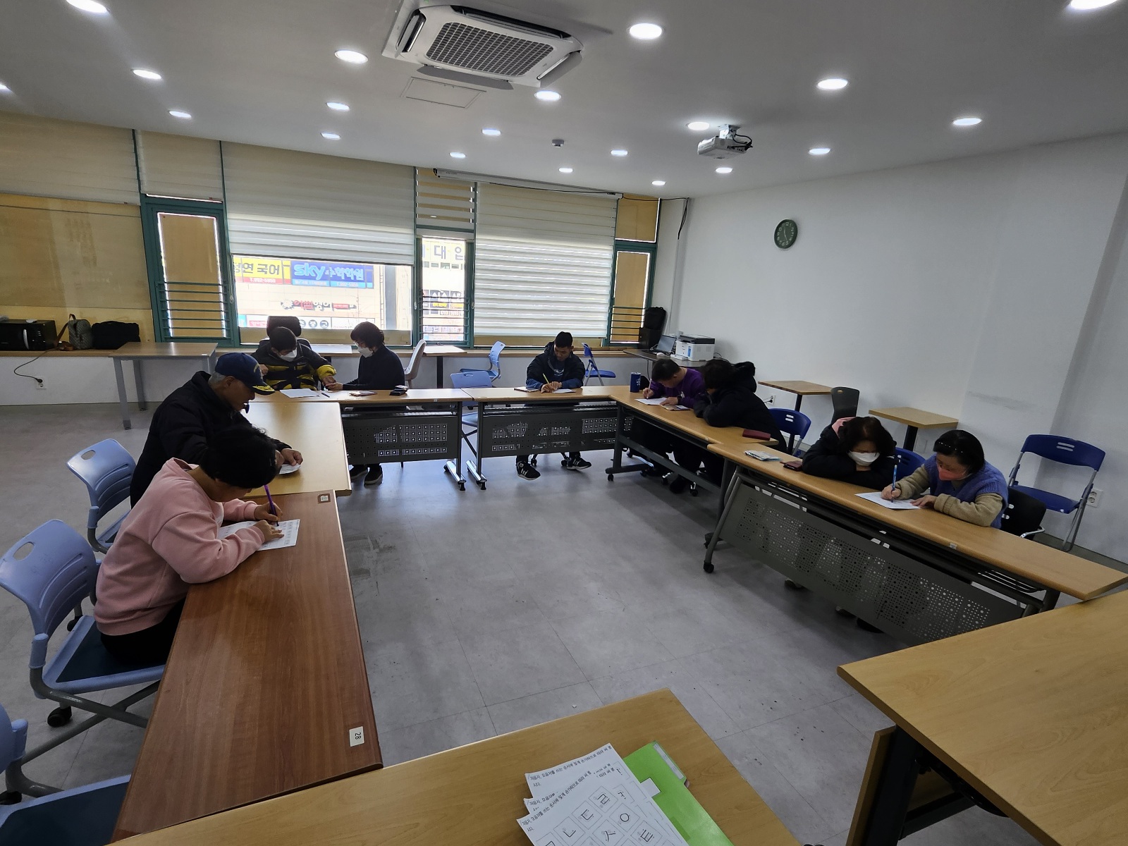 2023년 12월 26일(화) 문해국어 수업사진1