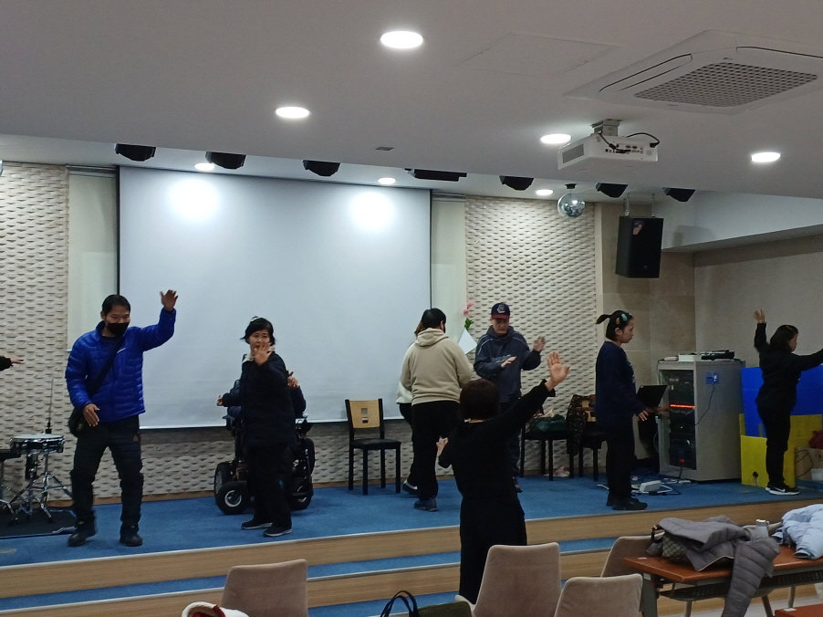 2024년 3월 4일(월) 춤 수업 사진