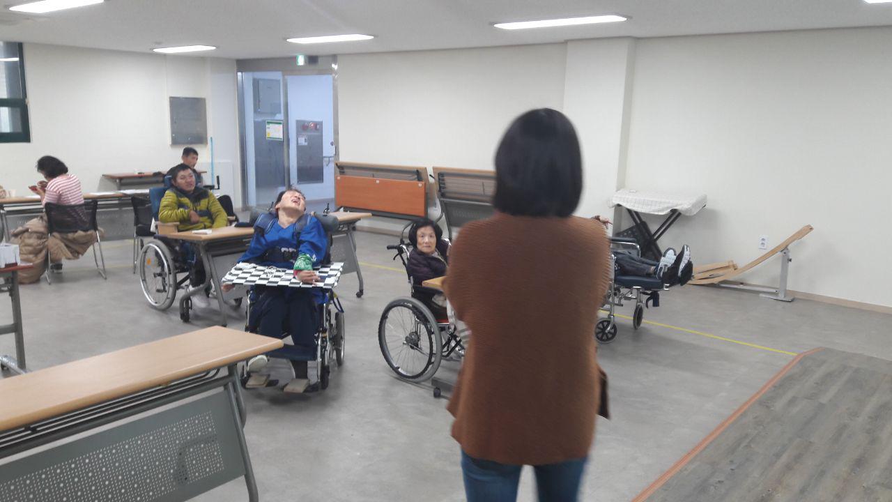 2018년 11월 05일 - 국어수업 사진