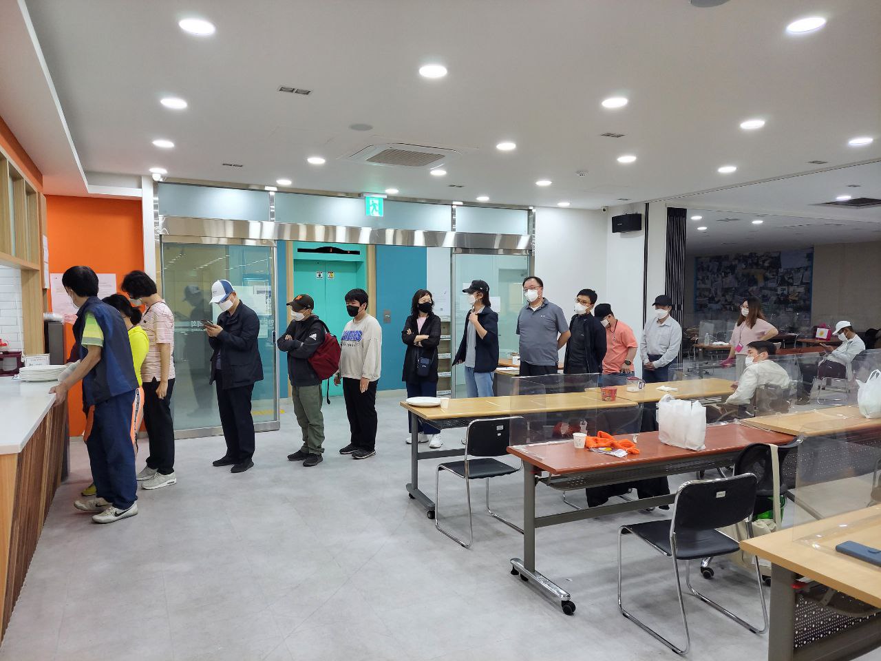 2022/05/17(화) - 점심시간(잡채, 소고기뭇국...)