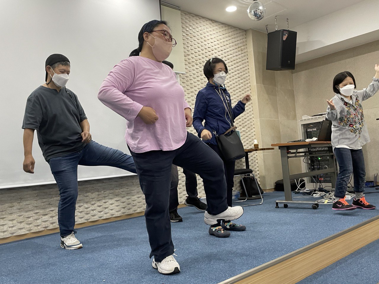 2022/10/04(화) - 춤