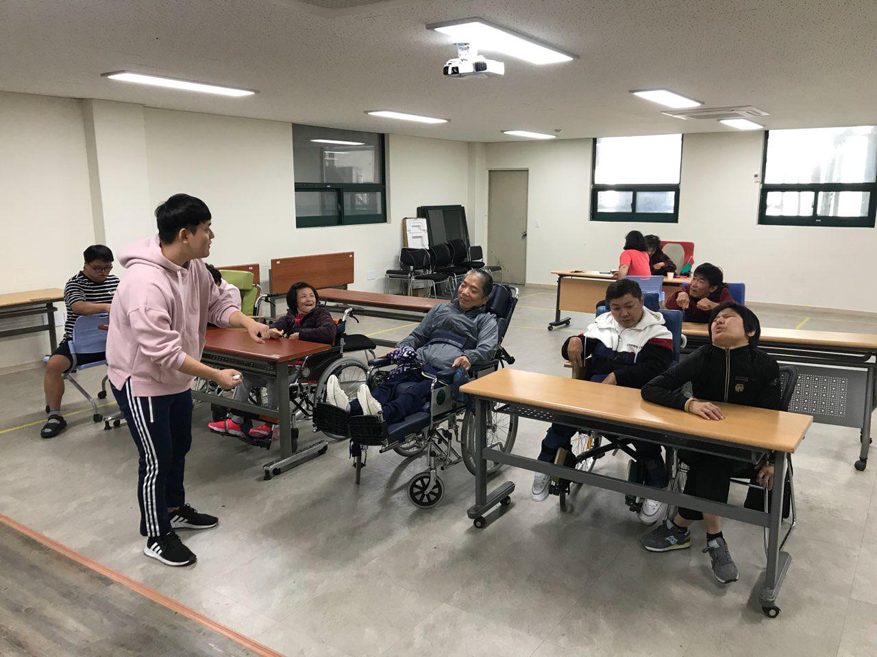 2018년 10월 22일 - 국어수업 사진
