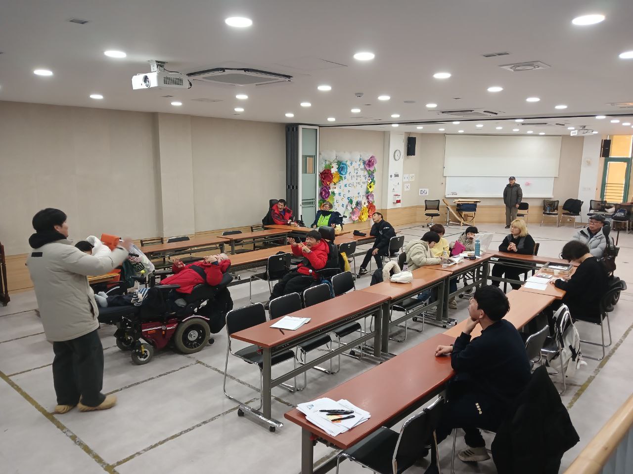 2024년 12월 23일(월) 두런두런 3 수업사진