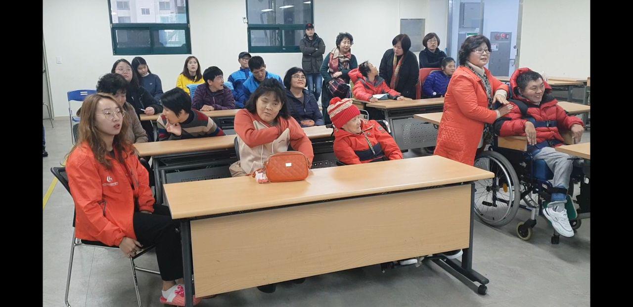 2018년 11월 29일 - 제4회 학생회 사진