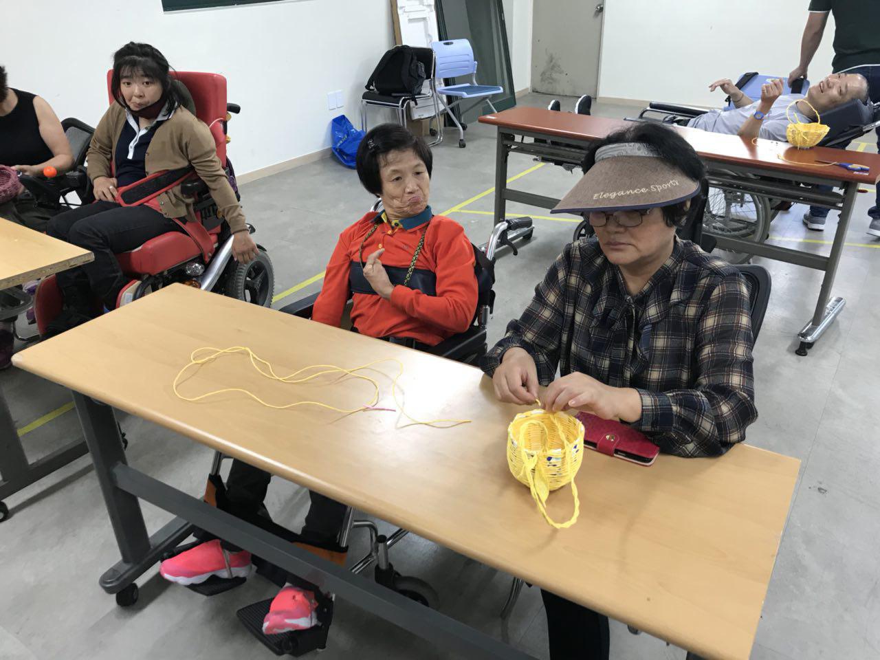 2018년 9월 27일 - 미술수업 사진