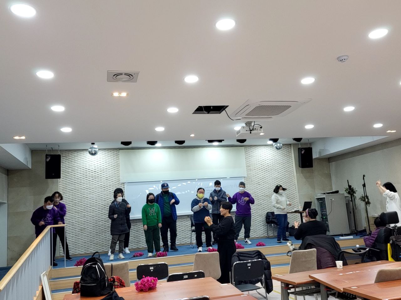 2022/11/29(화) - 춤