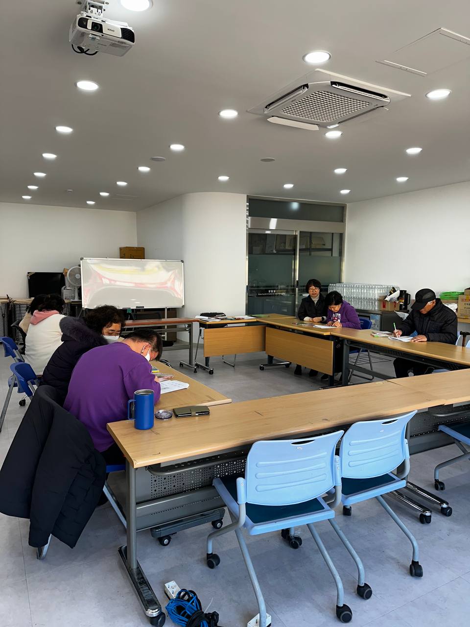 2023년 11월 28일(화) 문해국어 수업사진