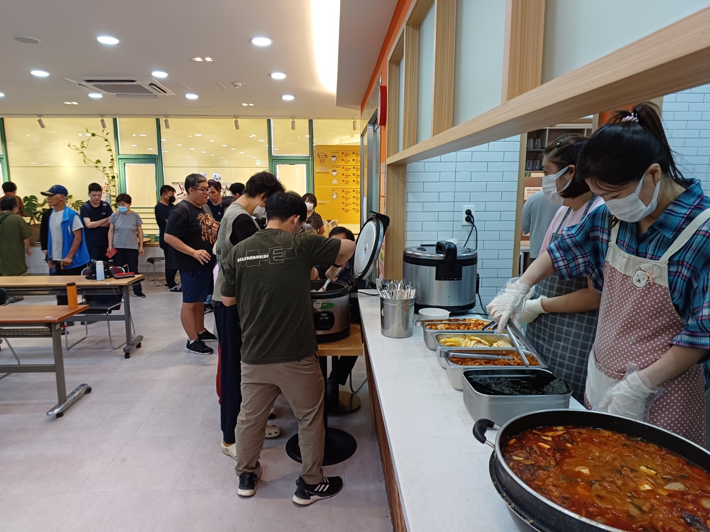 2023년 09월 19일(화) 점심급식(참치김치찌개, 계란후라이...)