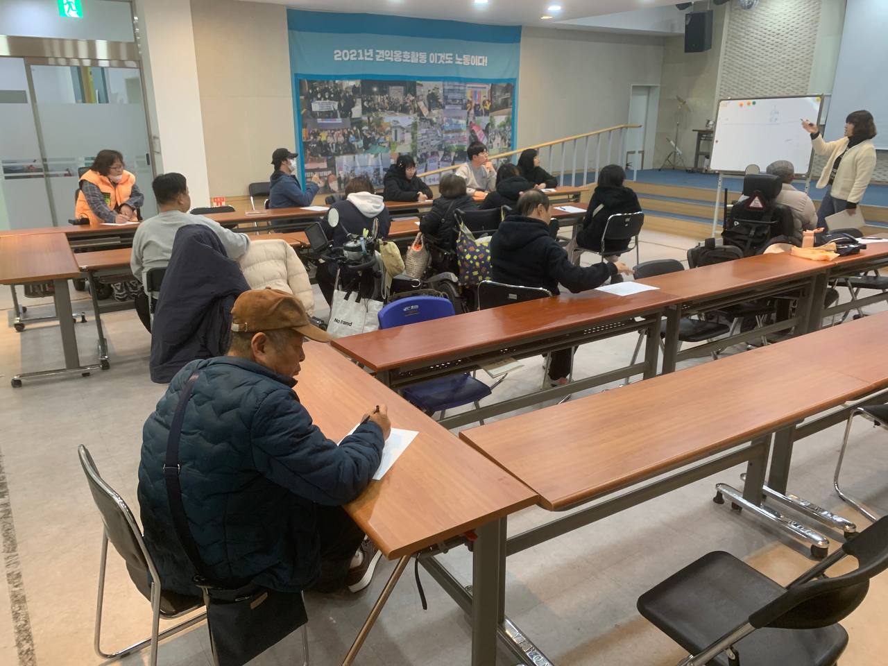 2025년 3월 18일(화) 중등수학 수업사진