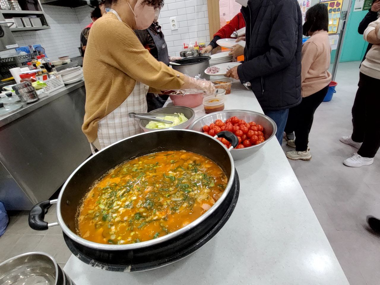 2022/11/24(목) - 점심식사(돼지고기수육, 부대찌개...)