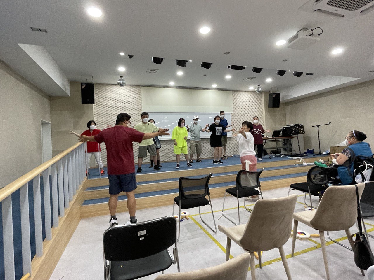 2022/08/09(화) - 춤