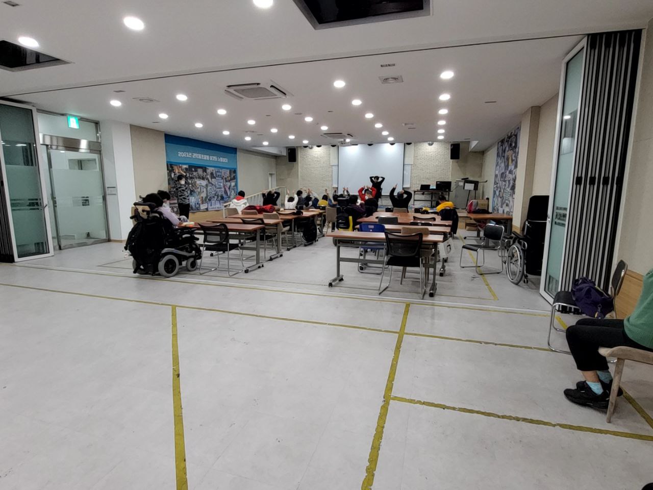 2022/11/15(화) - 춤