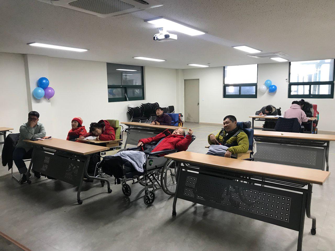 2018년 12월 17일 - 국어수업 사진